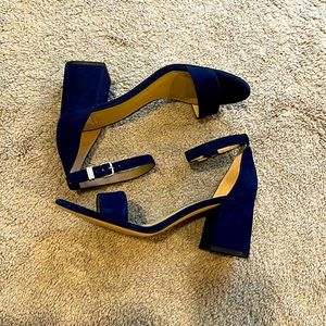 GB suede navy blue heels
